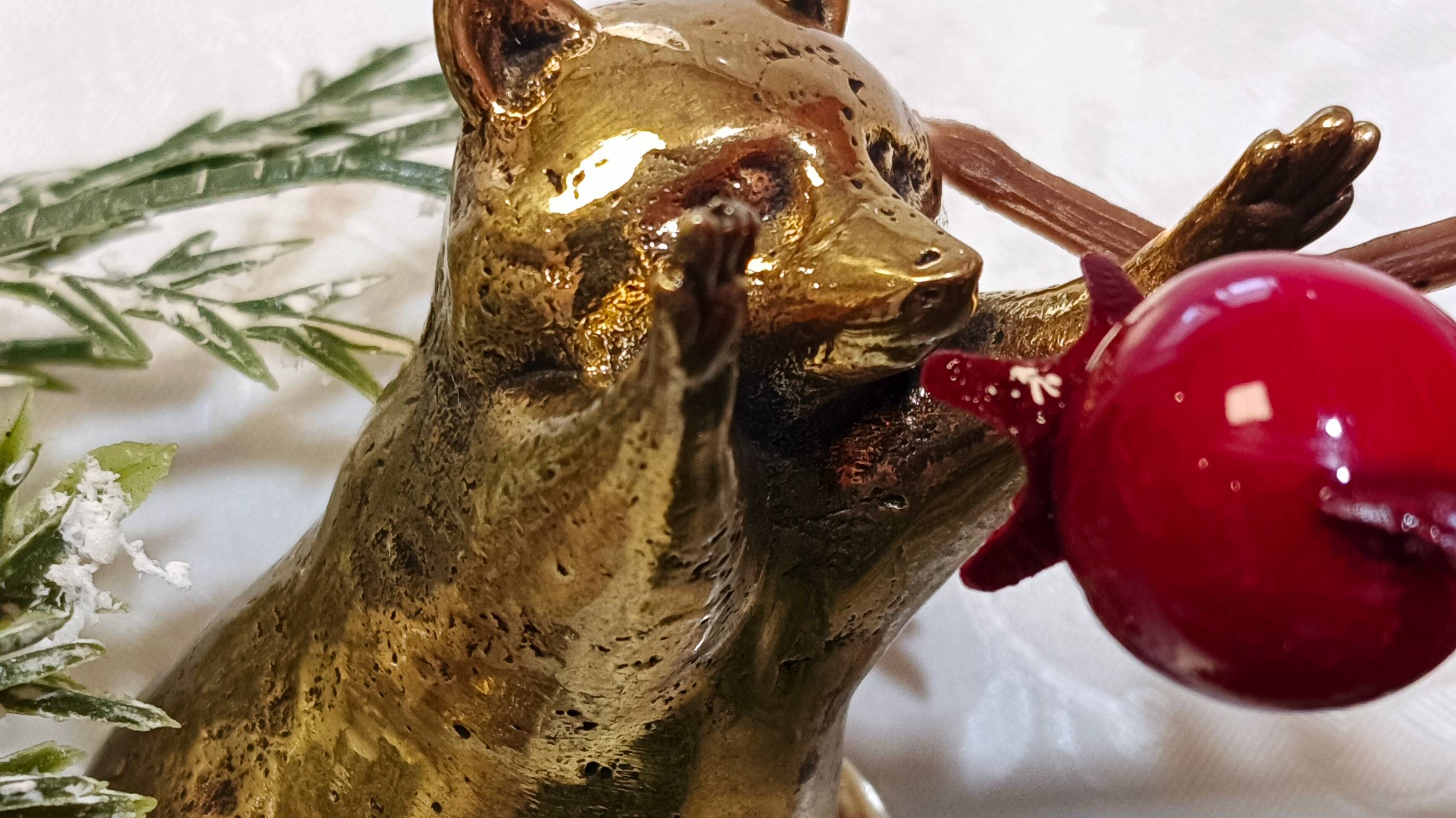 Бронзовая Фигурка Енот-Полоскун(латунь)