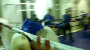 Спаринг, я с синим шлемом!