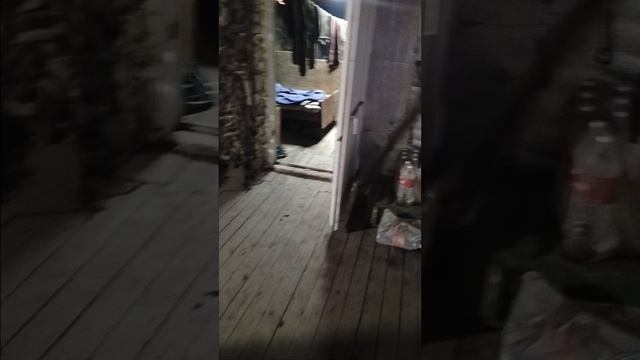 Наш быт, в блиндаже.mp4 смотреть онлайн