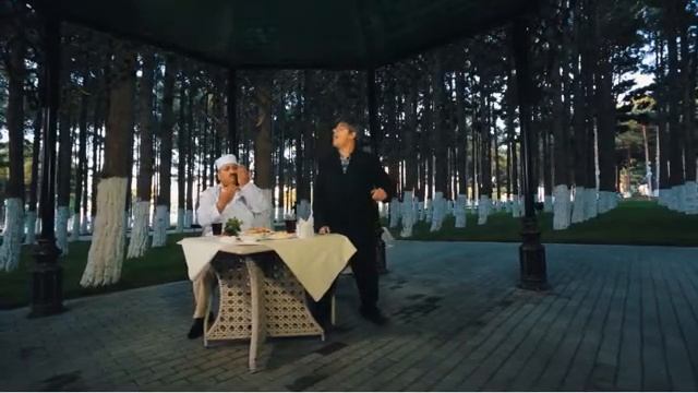 Bozbash pictures Agsaqqalın maraqli sehneleri смотреть онлайн