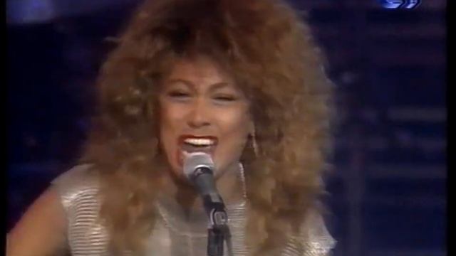 Tina Turner - Steamy Windows - Live Barcelona 1990 смотреть онлайн