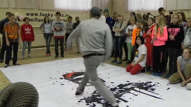 What`s up СУДЕЙСКИЙ ВЫХОД ( bAZZ ZOMBIA) смотреть онлайн