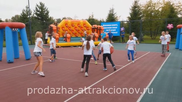 Гигантский баскетбол смотреть онлайн