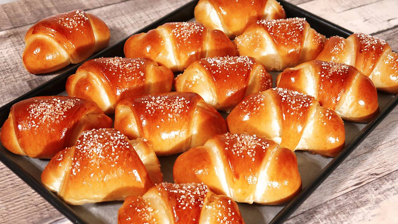 Нежные рогалики мягкие как пух! Просто и очень вкусно! смотреть онлайн