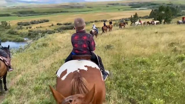 Horseback trail ride Waterton , Canada 2021 смотреть онлайн