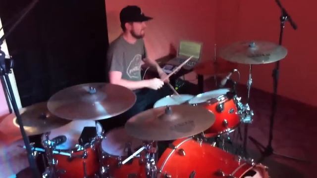 Tearin' up my heart- Nsync- Drum Cover смотреть онлайн