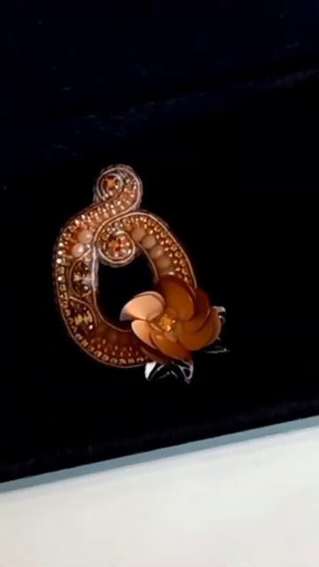 Брошь Буква "О" смотреть онлайн