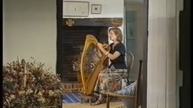 Mary O'Hara sings "A La Claire Fontaine" a French-Canadian folk song. with Harp accompaniment смотреть онлайн