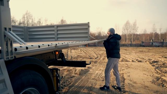Новая эра в обслуживании дорог — обзор КАМАЗа с КМУ от ООО «Мега Драйв» смотреть онлайн