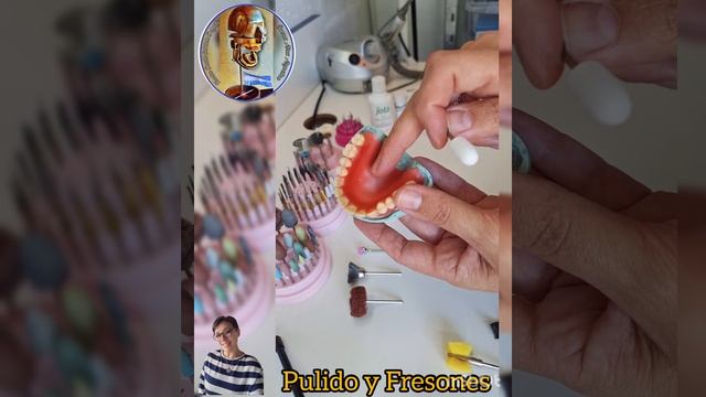 Cómo pulir prótesis dentales.. смотреть онлайн
