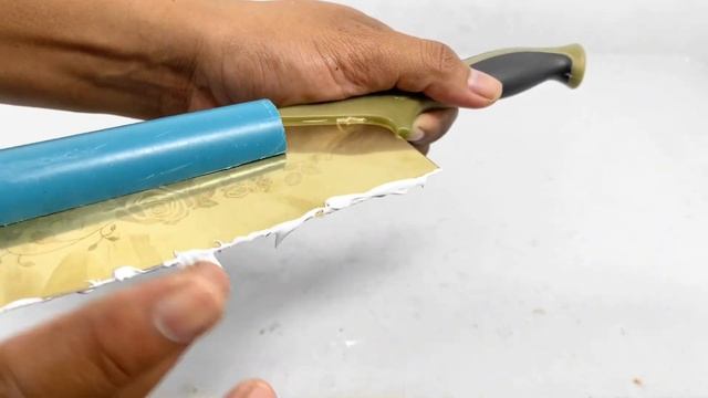 KNIFE Like a Razor in 3 Minutes! Using BATTERIES! Awesome Way смотреть онлайн