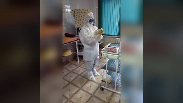 Порядок надевания и снятия одноразового защитного комбинезона смотреть онлайн
