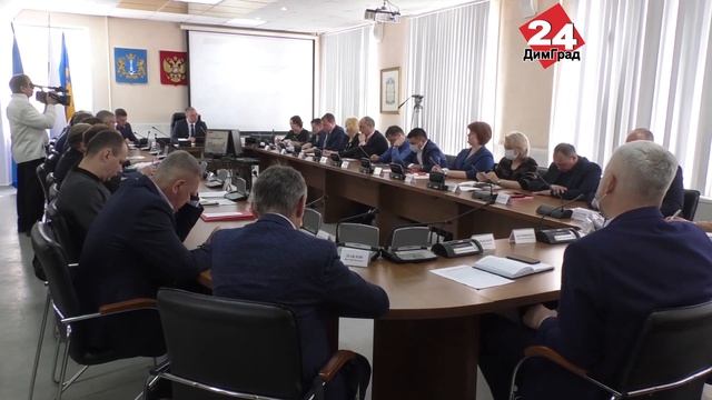 ДИМИТРОВГРАДСКИМ ЧИНОВНИКАМ ПРЕДСТОИТ РАБОТАТЬ В РЕЖИМЕ ПОСТОЯННОГО КОНТРОЛЯ смотреть онлайн