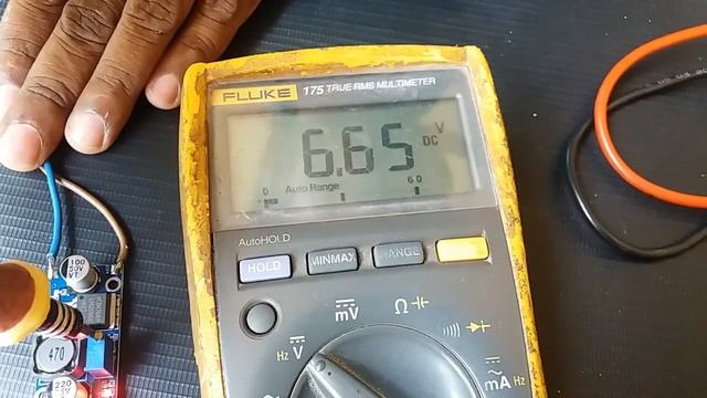 How to charge Car battery with solar panel using LM2596 смотреть онлайн