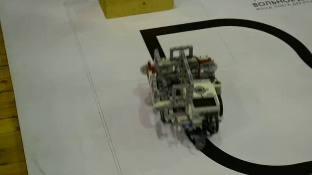 Биатлон. EV3 не вписался смотреть онлайн