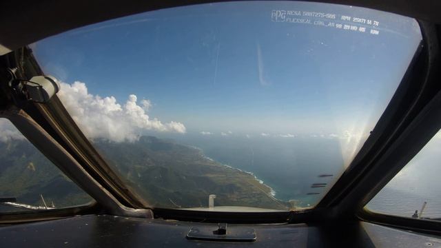 Approach and landing into Santiago Cuba смотреть онлайн
