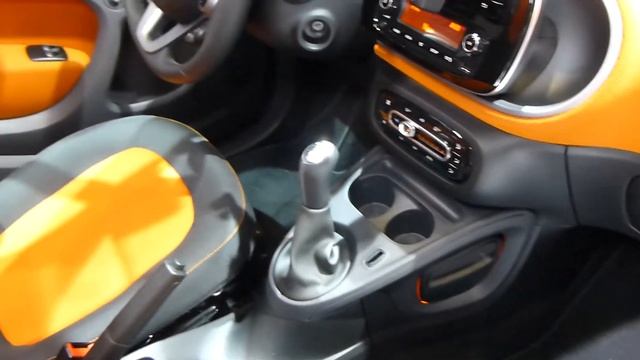 New York Auto Show 2015: A Smarter Smart смотреть онлайн