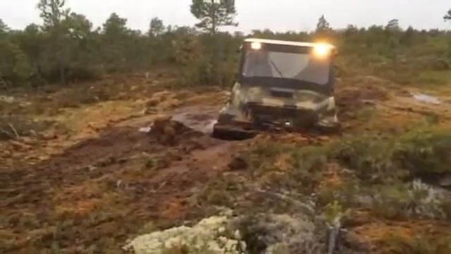 Снегоболотоход "Медведь" в болоте засадили ч.2. смотреть онлайн