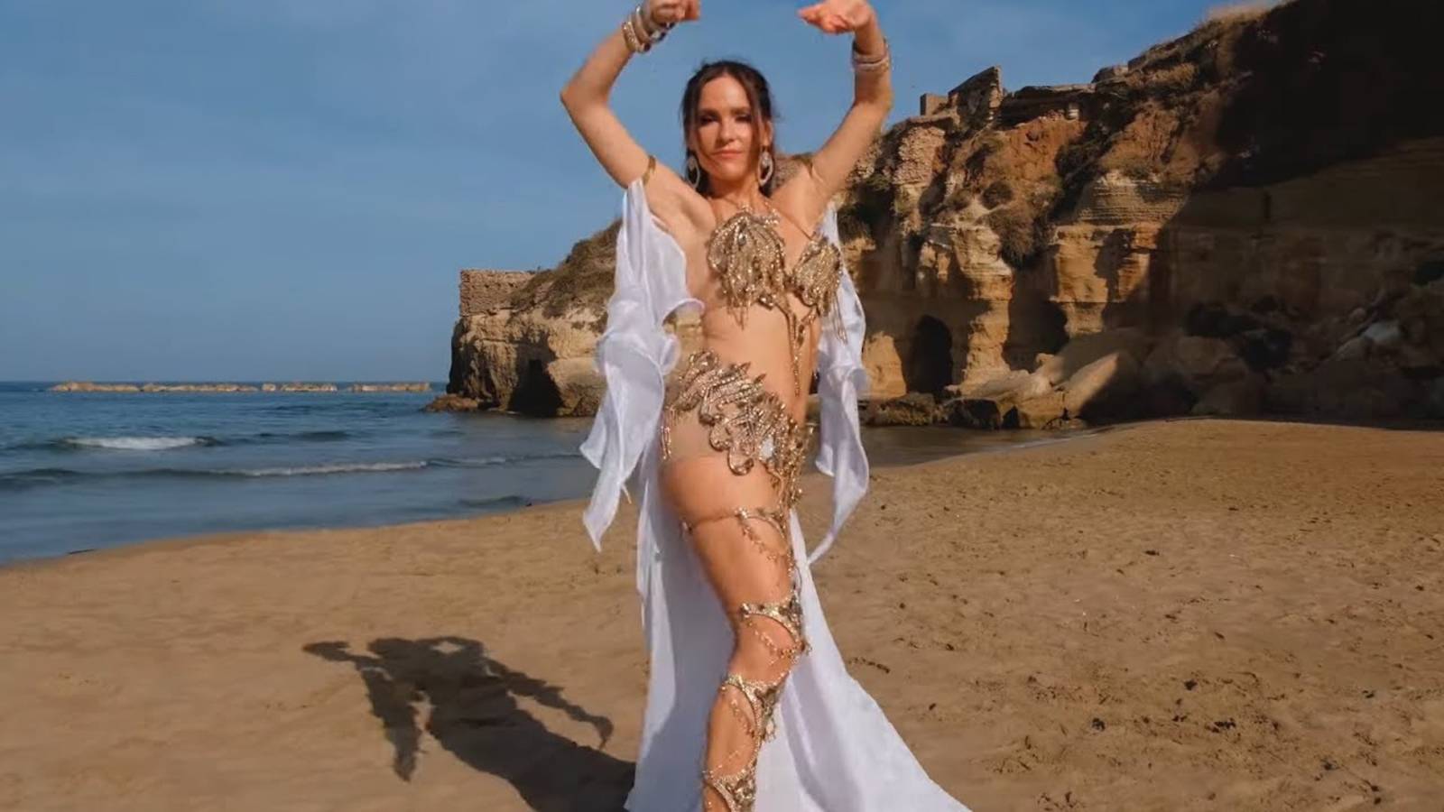 Belly dance by Teele Nolvak - Estonia [Exclusive Music Video] 2022 смотреть онлайн