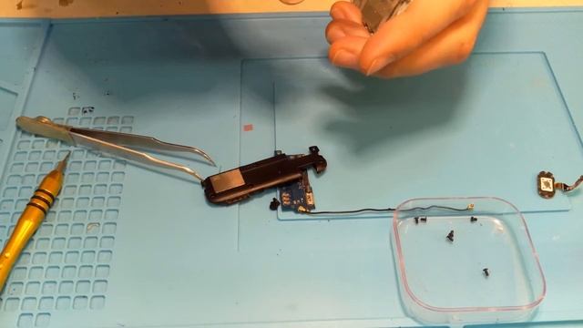 Meizu m3s - разборка и замена экрана / disassembly and replacement of the screen смотреть онлайн