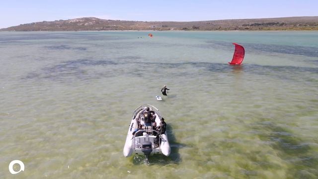 Open Ocean Langebaan Boat-Based Kitesurfing Course смотреть онлайн