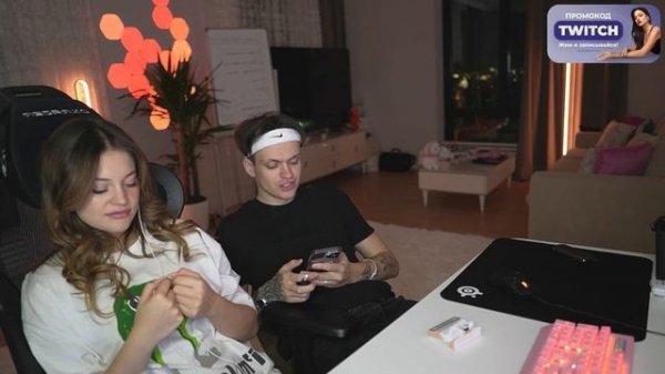 Дилара и Бустер - вечернее общение