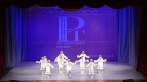 Анна Кушнарева_ансамбль «Новое поколение» _ Якутский танец