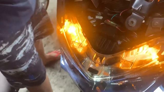 SI BOSS SUNGIT NAKA NMAX NA DIN | INSTALLATION OF SWITCH | SEAT COVER | MINI-DRIVING LIGHT смотреть онлайн