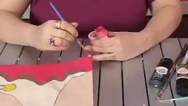 Nicci Battilana on HGTV's "That's Clever" смотреть онлайн
