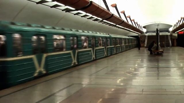 81-717.5/714.5М номерной, ст. Кожуховская смотреть онлайн