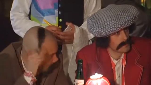 Программа Маски–шоу 1 серия — Кабаре Маски Шоу Эпизод 1 смотреть онлайн