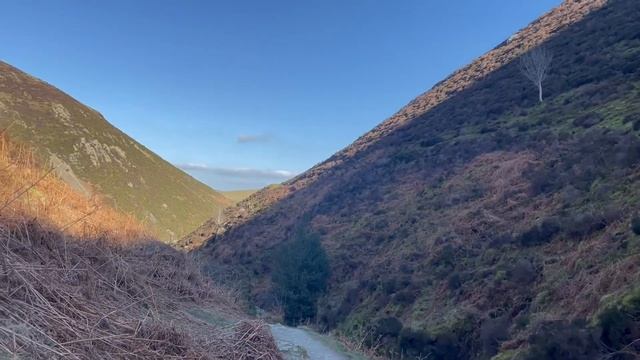 ASMR: My Trip to Carding Mill Valley ☀️🌄☀️ смотреть онлайн