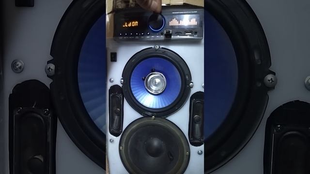 SWM- 80B Car Player my created speaker box смотреть онлайн