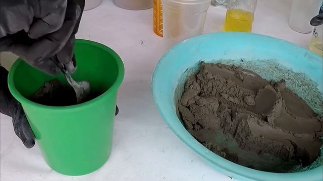 DIY - COMO FAZER VASOS PERFEITOS COM CIMENTO E AREIA: com todas as dicas e segredos revelados смотреть онлайн