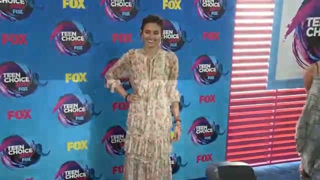 EVENT CAPSULE CLEAN - Teen Choice Awards 2017 смотреть онлайн