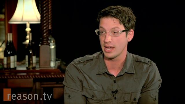 WikiLeaks, Assange & the End of Secrecy: Alex Gibney on "We Steal Secrets" смотреть онлайн