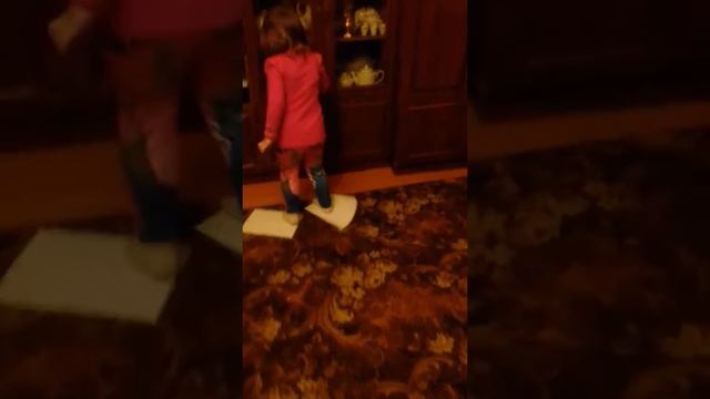 Лера на коньках смотреть онлайн