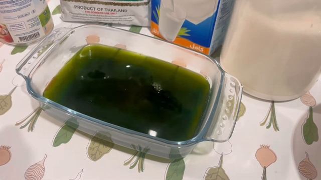 How to make Thai green milk tea/Cách làm trà sữa thái xanh#dubai #vietnam #thailand #thaistreetfood смотреть онлайн