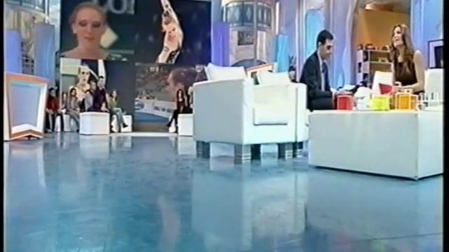 Roberta Ferrari intervista Julietta Cantaluppi. смотреть онлайн