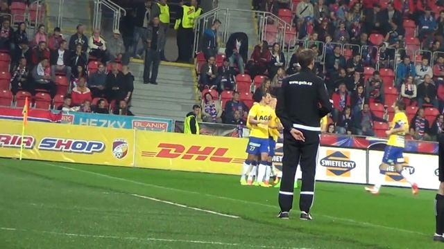 Červenka překonává Kozáčika 0:1 (Plzeň - Teplice 2:2) смотреть онлайн