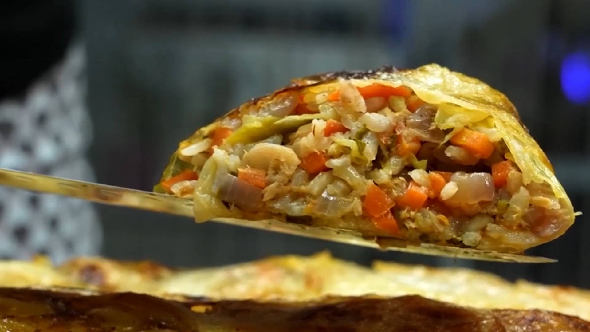 Капуста в рукаве с начинкой смотреть онлайн