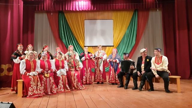 Шуточные частушки про мужиков. Исполняет Ярославский народный хор. Руководитель: Ширяева Л.А. смотреть онлайн