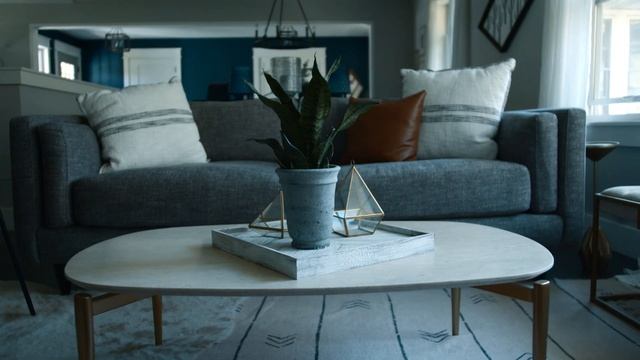 Modern 1950's Rambler Renovation смотреть онлайн