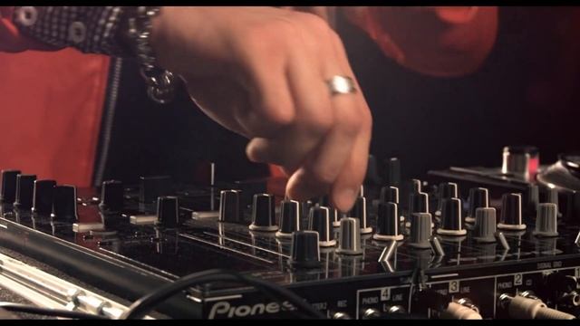 Manifest & Leo feat Dj Alfred - "Бус" remix смотреть онлайн