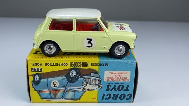 CORGI TOYS N°227 - 1962 - MORRIS MINI-COOPER RALLY смотреть онлайн