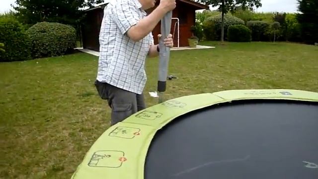 Montage_Trampoline_MT240_2_sur_2.avi смотреть онлайн