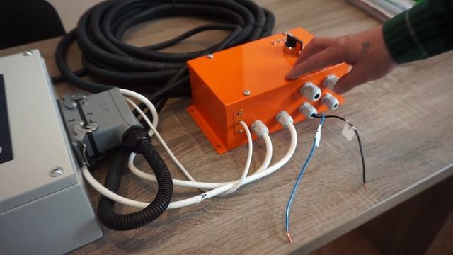 EFL 6 QR Mifare EXZ BOX