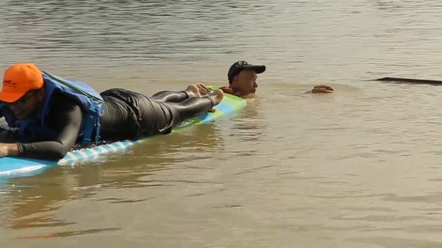 SUP桨板救援，无意识状态和有意识状态方法不同，SUP Rescue смотреть онлайн