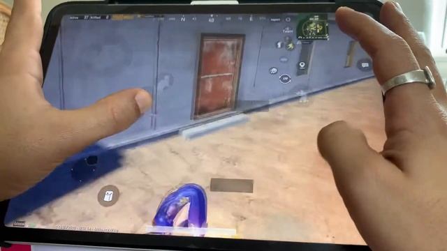 Apple iPad Pro pubg mobile | six finger handcam смотреть онлайн
