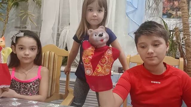 Репетиция сказки "Теремок" лисички и медведя смотреть онлайн